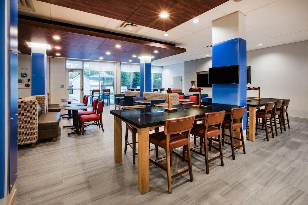 Holiday Inn Express Radcliff Fort Knox By Ihg Εξωτερικό φωτογραφία