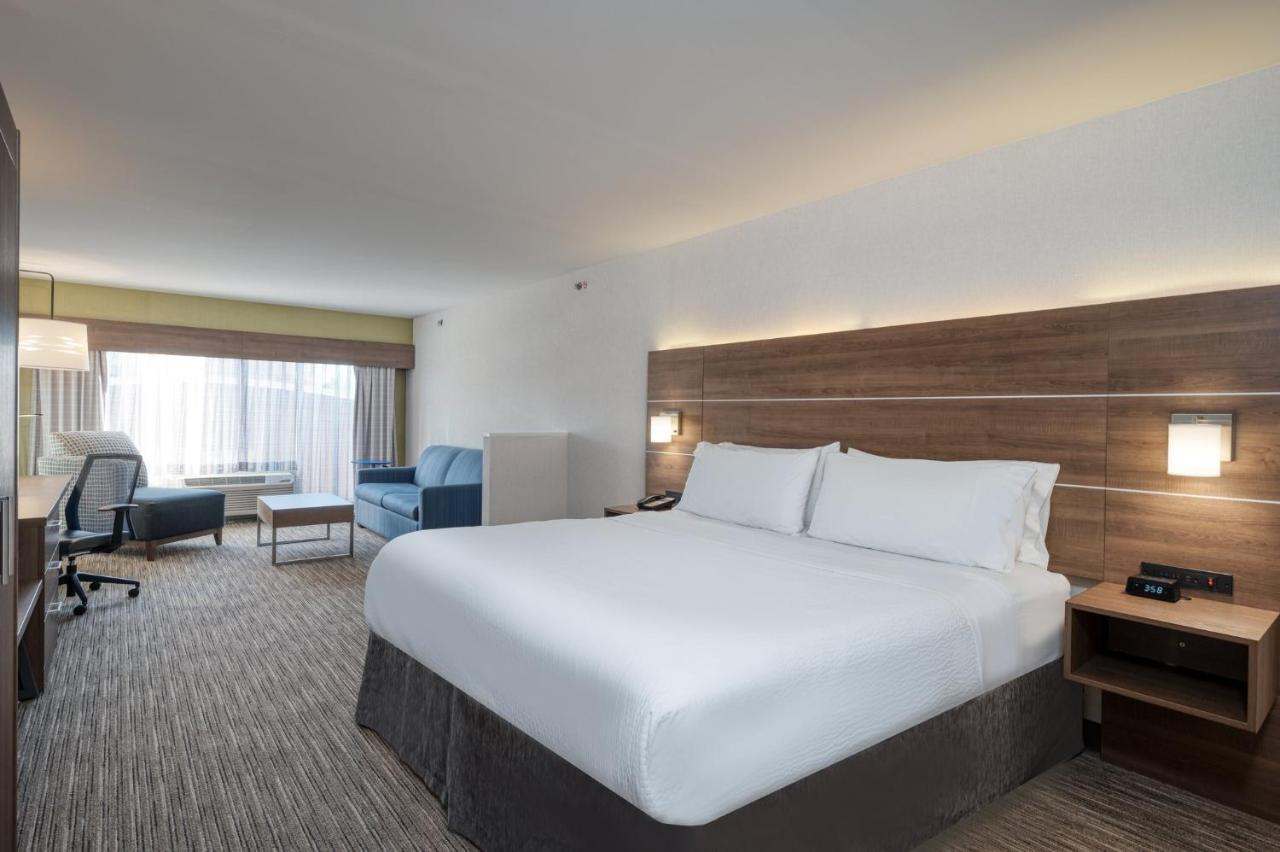 Holiday Inn Express Radcliff Fort Knox By Ihg Εξωτερικό φωτογραφία