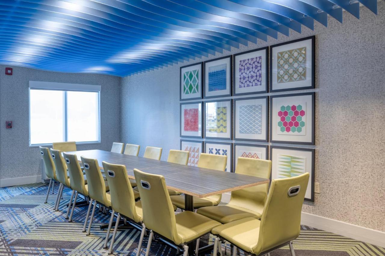 Holiday Inn Express Radcliff Fort Knox By Ihg Εξωτερικό φωτογραφία